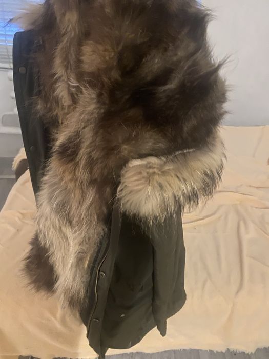 продам парку полностю мех