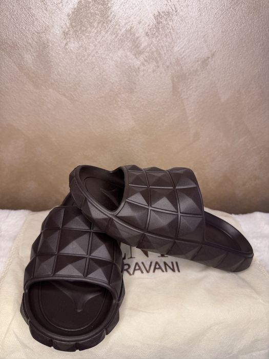 Papuci Valentino