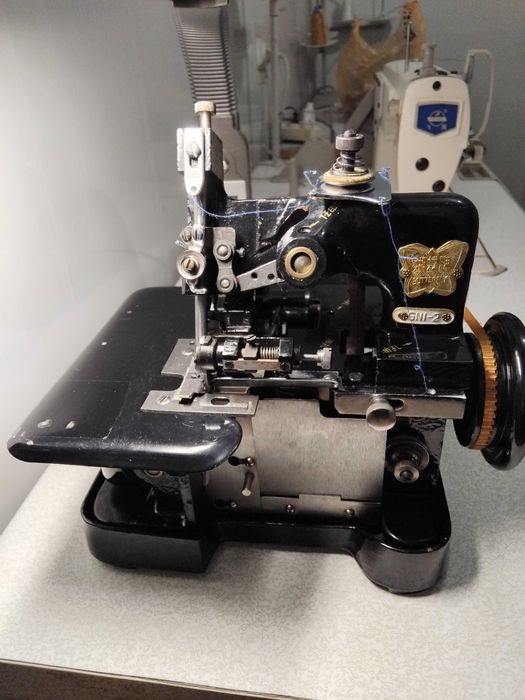 Швейный оверлог 3-х ниточный