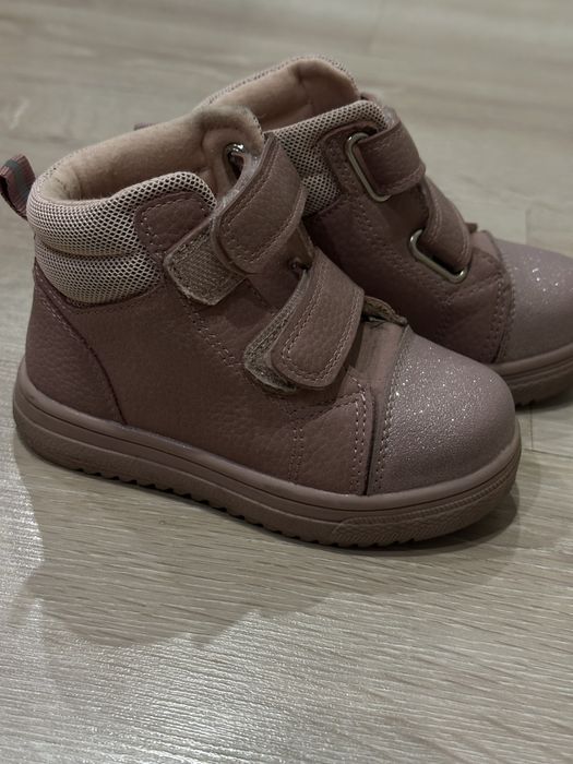 Ботинки для девочки демисезонные