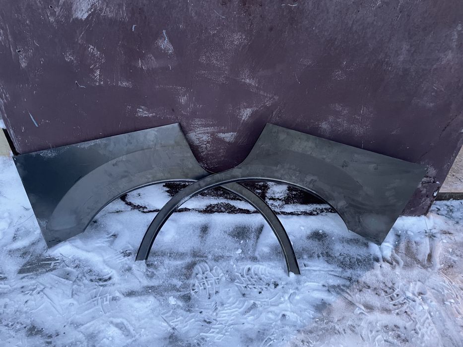 Арка крыло заднее Мазда МПВ