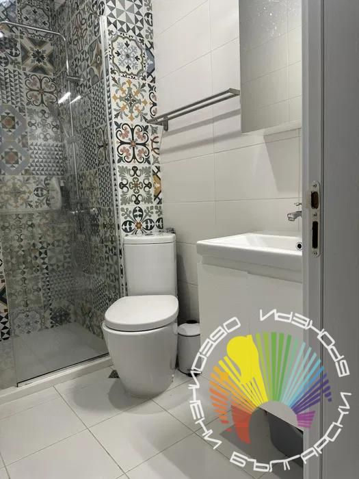 Дава се под наем Двустаен апартамент в Бургас, Славейков - 78 кв.м за 612 € - Снимка #5