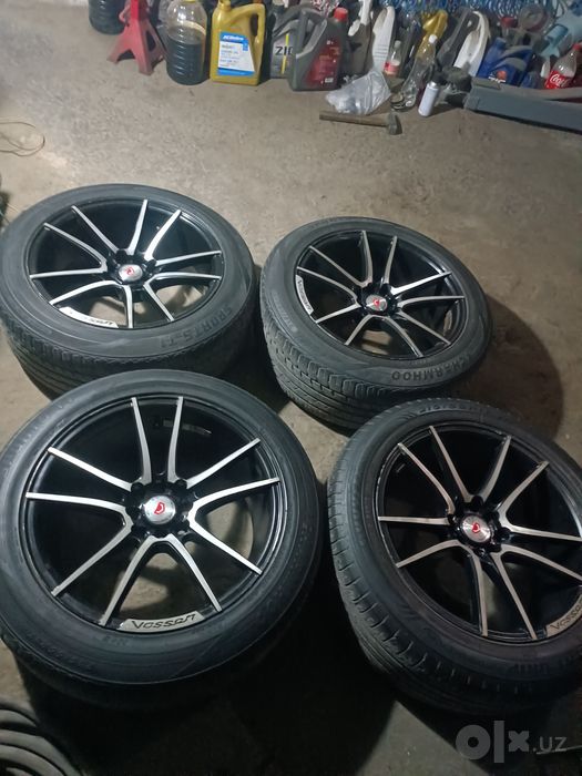 Vossen Diska Balon Cobaltga 215 55 R17 Holati Yaxshi