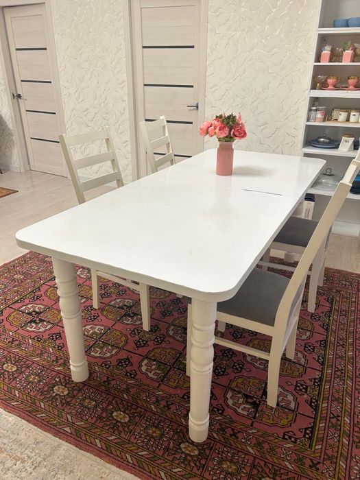 Продам стол со стулями