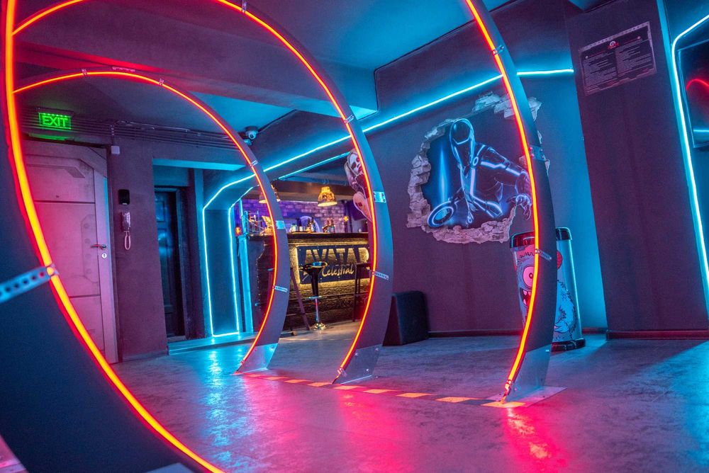 Продавам уникален VR / Gaming бизнес в центъра на София