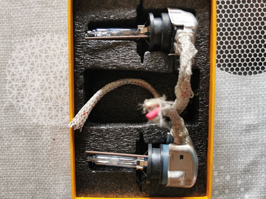 Ксенон и баласт за субару легаси 2007г