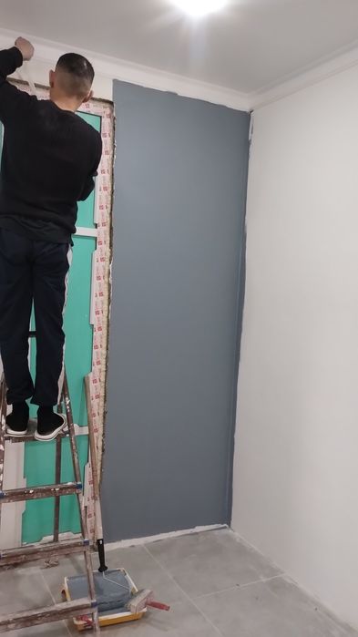 Отделка стен покраска