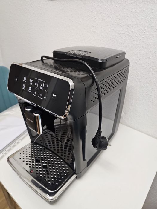 Предлагам кафе машини роботи