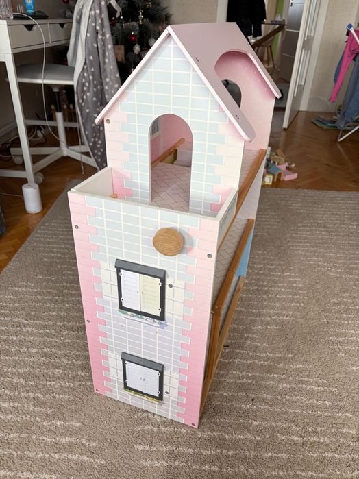Детска къща за кукли