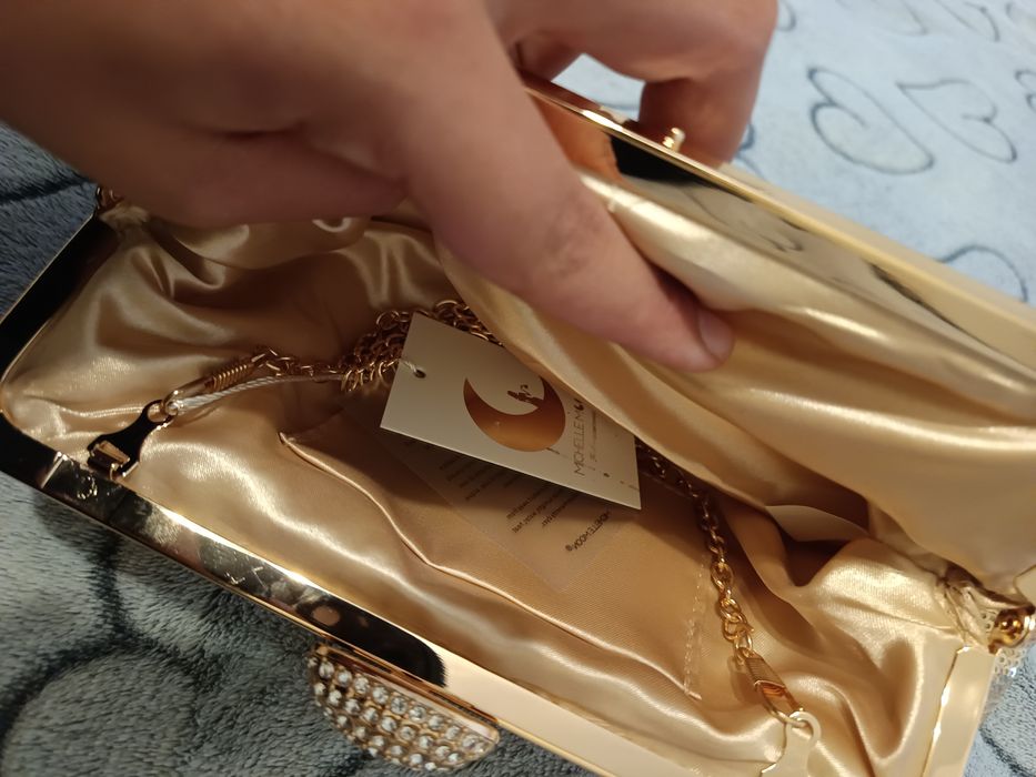 Чисто нова бална рокля + чанта