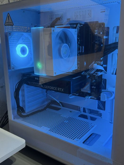 Продам мощный игровой компьютер