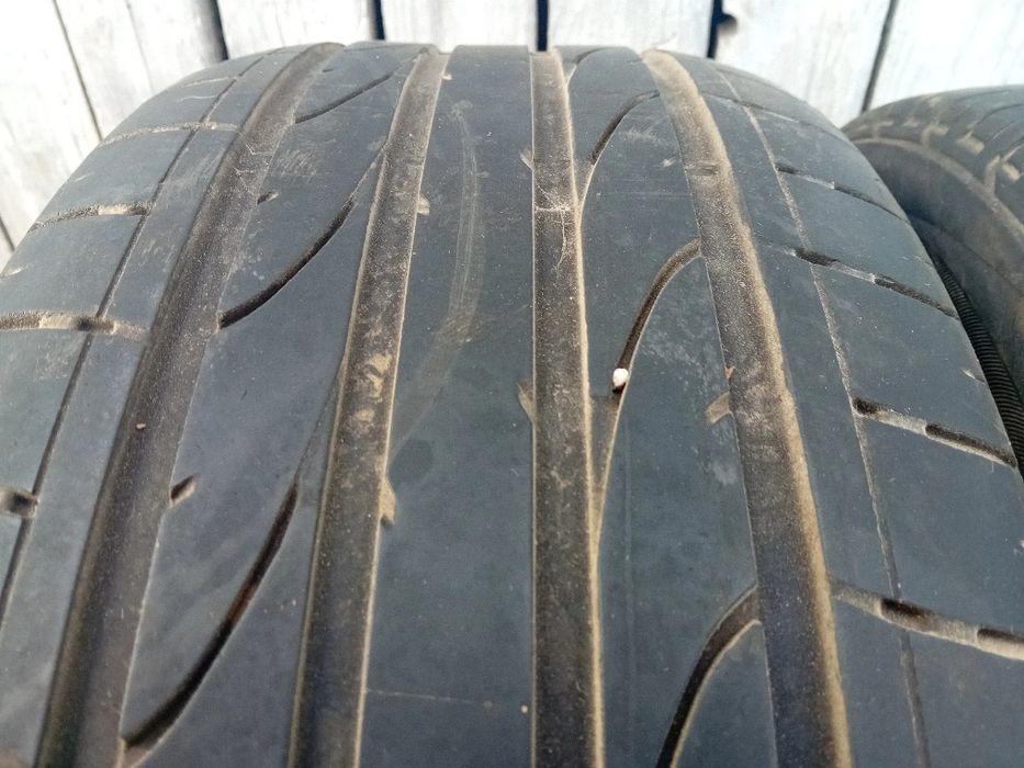 Vând set 4 anvelope de vară 235 50 18 Bridgestone în stare buna