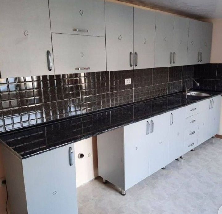 Oshxona uchun kung turdagi mebbelar