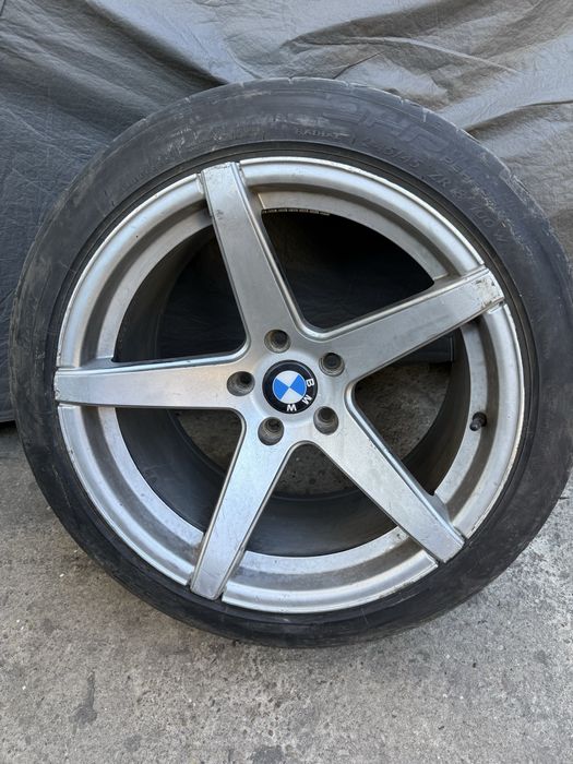 Продавам един брой или търся Vossen Galaxy 18x10J