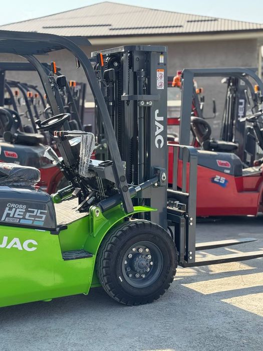 Электрический Вилочный Погрузчик Авто Кара  2.5 тонный 3 метровый