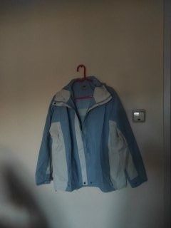 Geci, Haine, mărimi diferite, modele diferite, culori diferite