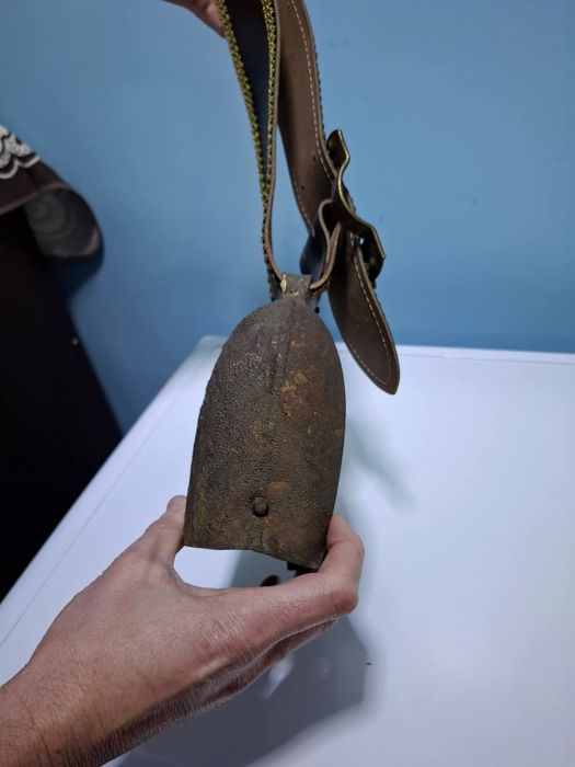 Хлопка с кайшка.