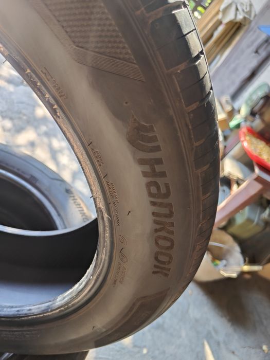 Продам резину 225/55/R19