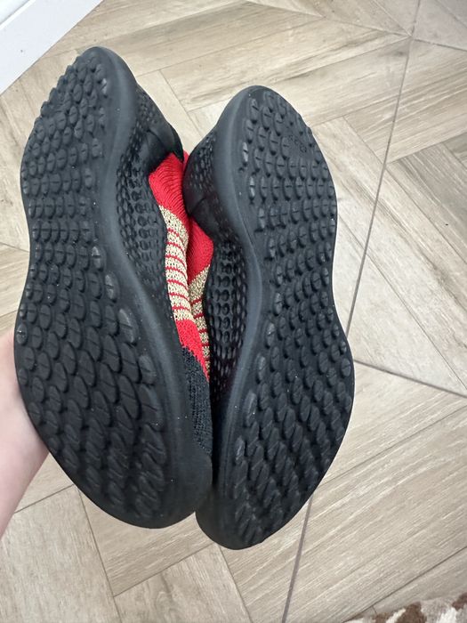 Pantofi sport Adidas Iron Man, culoarea rosu, textil, marimea 35, noi