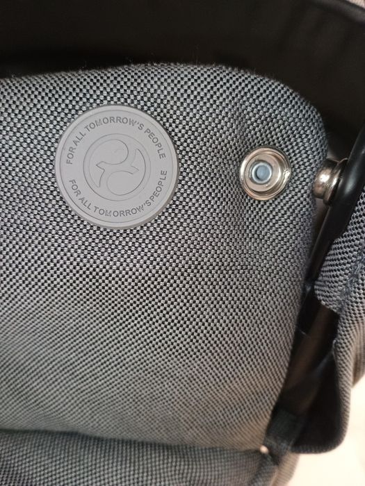 Кош за новородено Cybex Cot S и столче за кола Aton