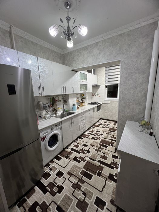 Срочно продаю пять комнатную квартиру