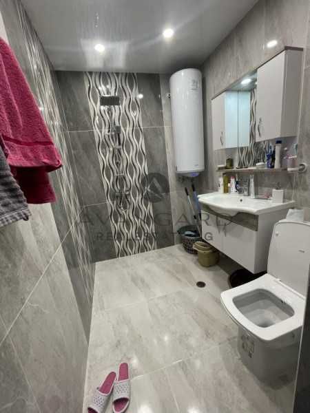 Продава се Тристаен апартамент в Пловдив, Кючук Париж - 96 кв.м за 1030 €/кв.м - Снимка #9