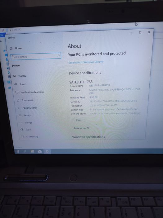 Laptop Toshiba preț de buget