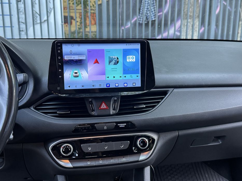 Navigatie Dedicata Cu Android Hyundai i30 ~ Android 13