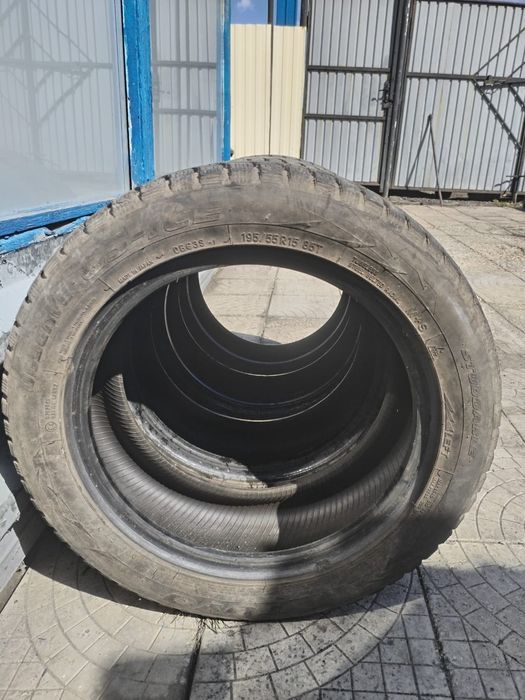 Продам комплект шин