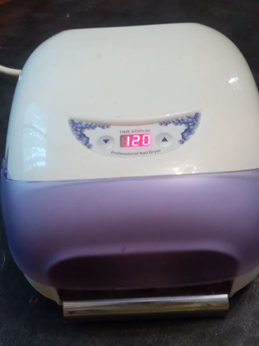 Лампа для маникюра