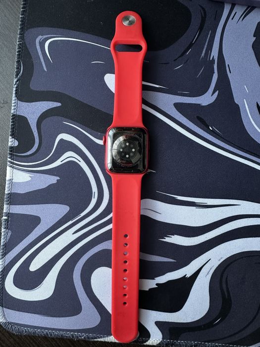 Apple Watch series 6 red aluminum