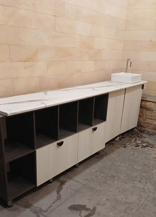 Продаётся  гарнитур