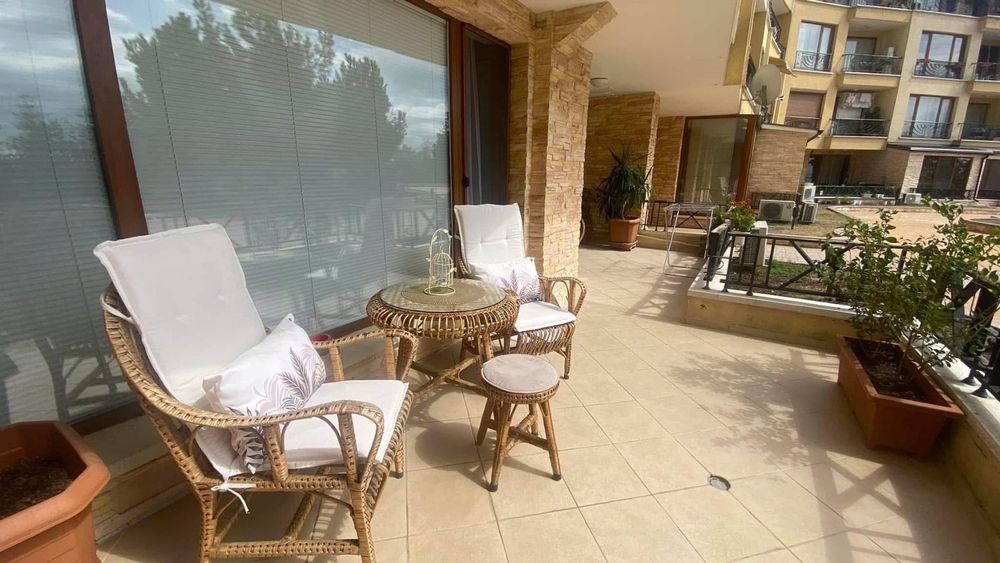 Дава се под наем Тристаен апартамент в Варна, м-т Евксиноград - 120 кв.м за 1250 € - Снимка #4