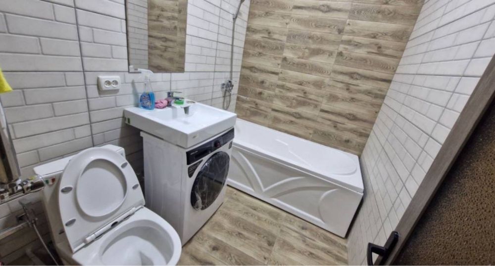 Наваи центре 2х срочно сдаётся