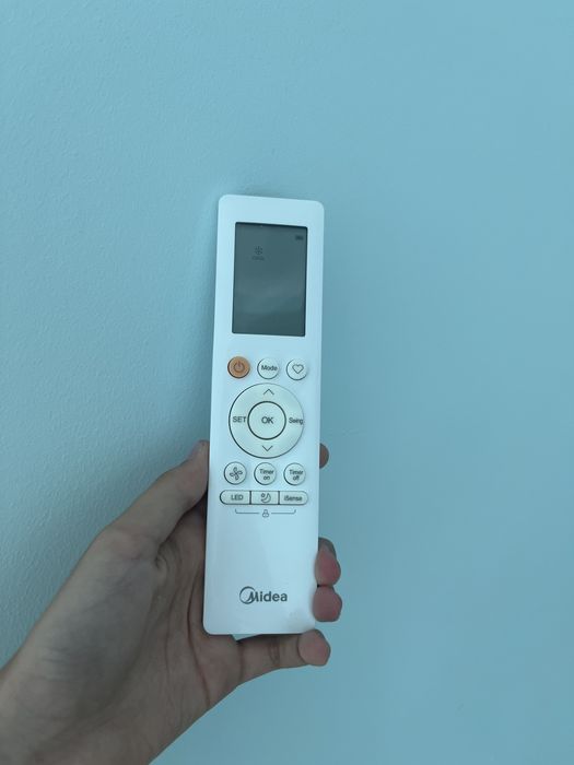 Мобильный кондиционер Midea