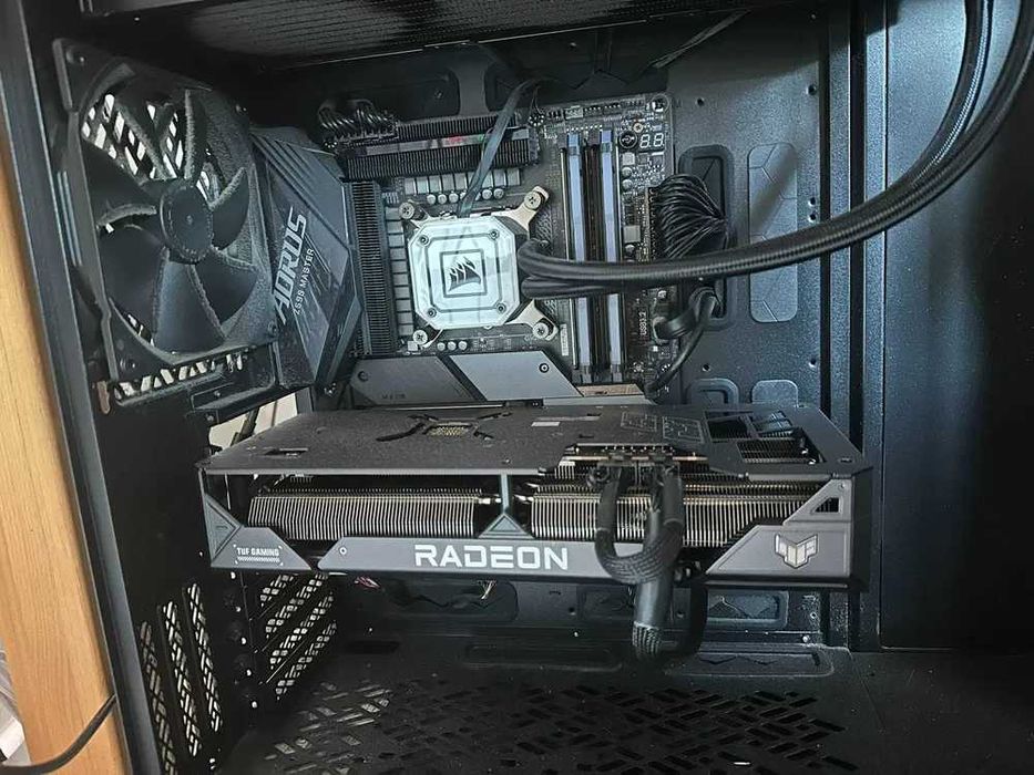 PC GAMING| I7 11700K|32 GB RAM|AMD 7700 XT| Z590 Aorus