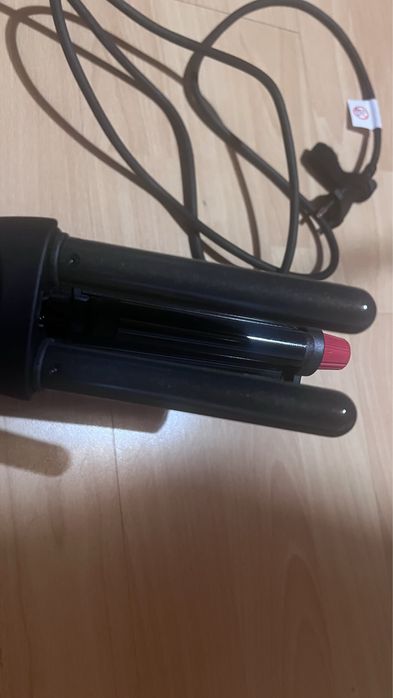 Rowenta x Karl Lagerfeld Waves Addict CF471L, Маша за ретро къдрици