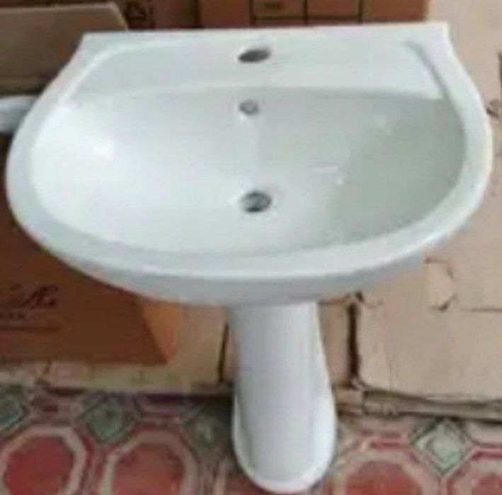 Rakvina sotiladi ozgina salonda ishlatilgan