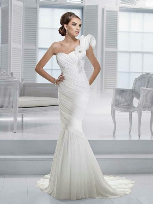 Vand rochie mireasa Victoria Jane / India + voal