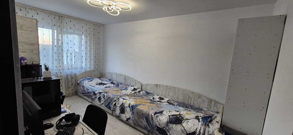 Vand Apartament 3 camere ultracentral - zona Areni Policlinica/Primarie