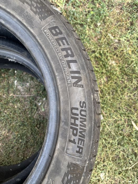 Шины размер  215/55 R17