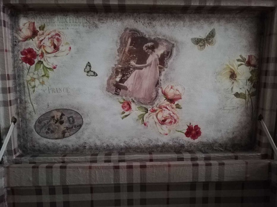 Ретро куфар декориран ВИНТИДЖ декупаж, ръчна изработка