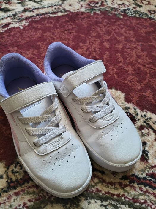 Adidași Puma mărime 33 stare foarte buna