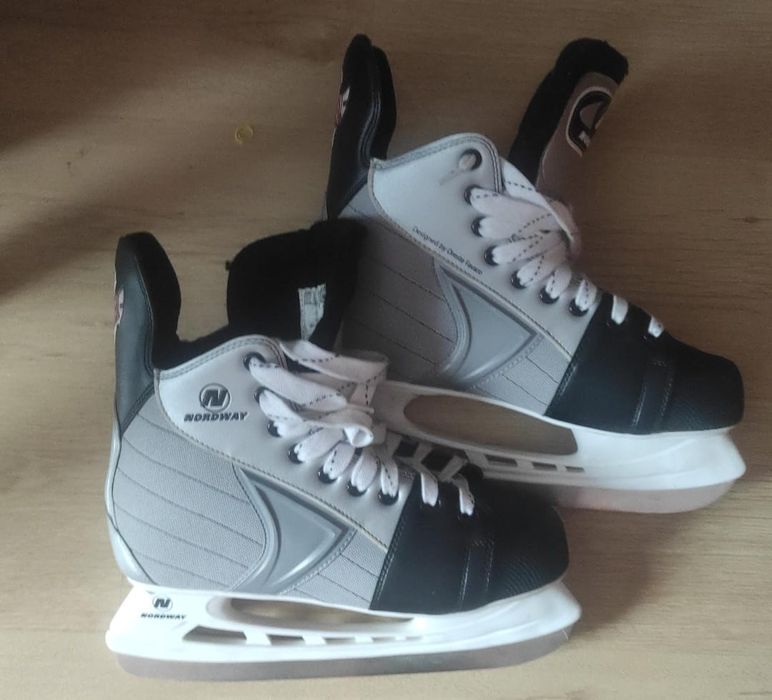 Продам коньки Nordway
