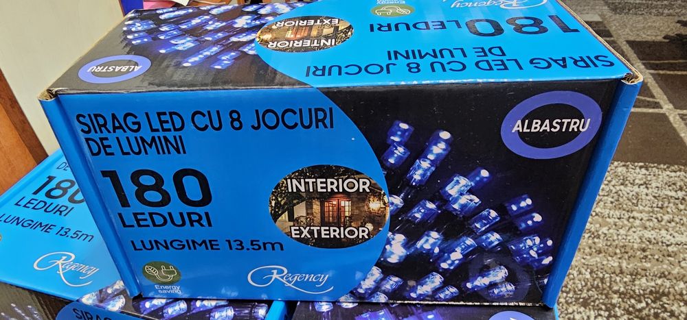 Instalație pom Crăciun de vânzare.