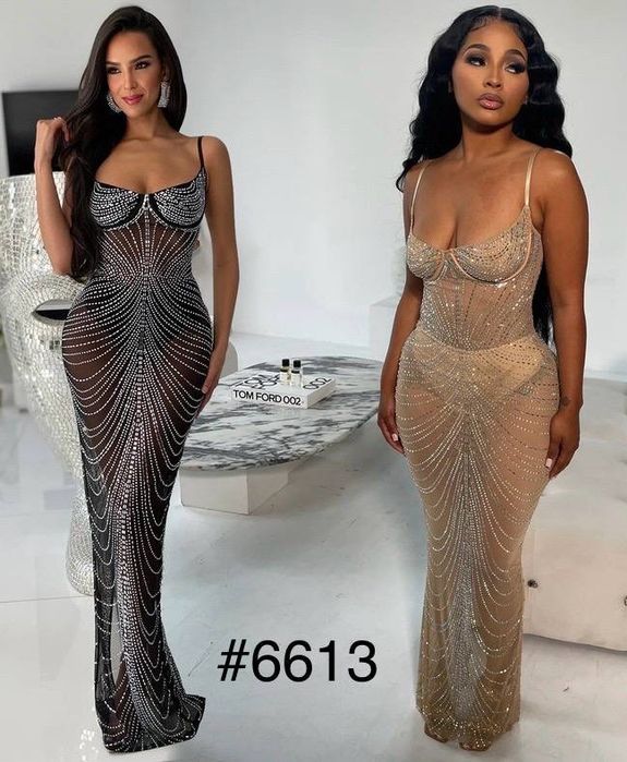 Платья со стазами