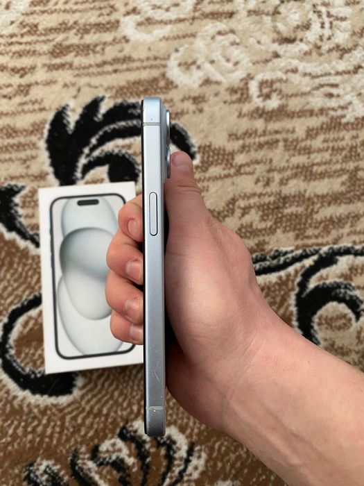 Продаю айфон 15 белый