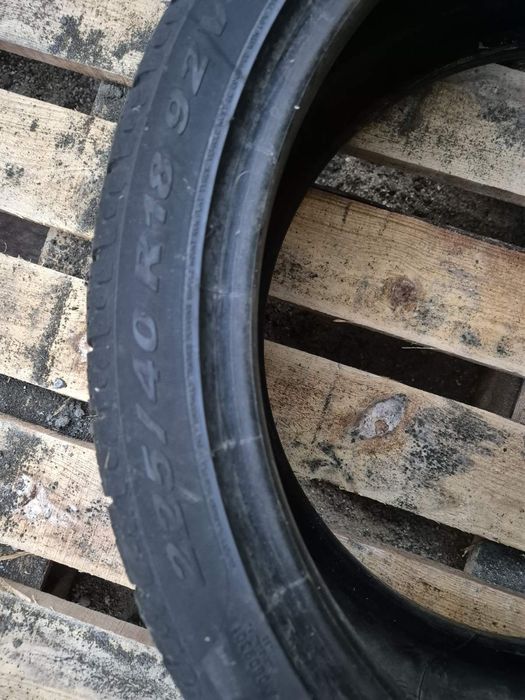 Гуми Pirelli 225/40 r18 run flat