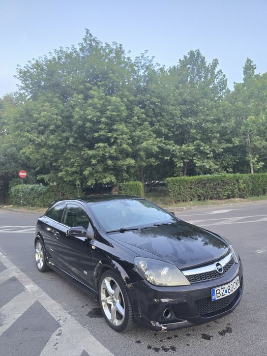 Opel Astra H GTC OPC Line 2
