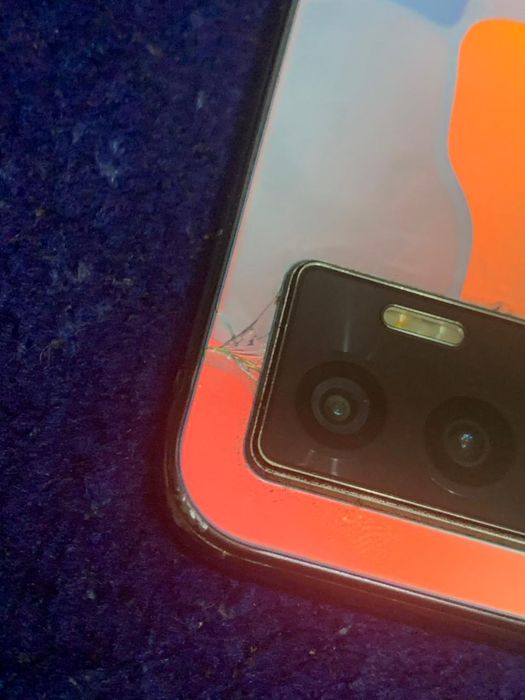 Два телефона на один